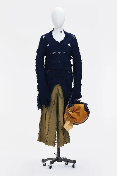 Look 13